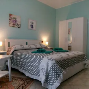 La Finestra Sul Mare Bed & Breakfast Capo dʼOrlando